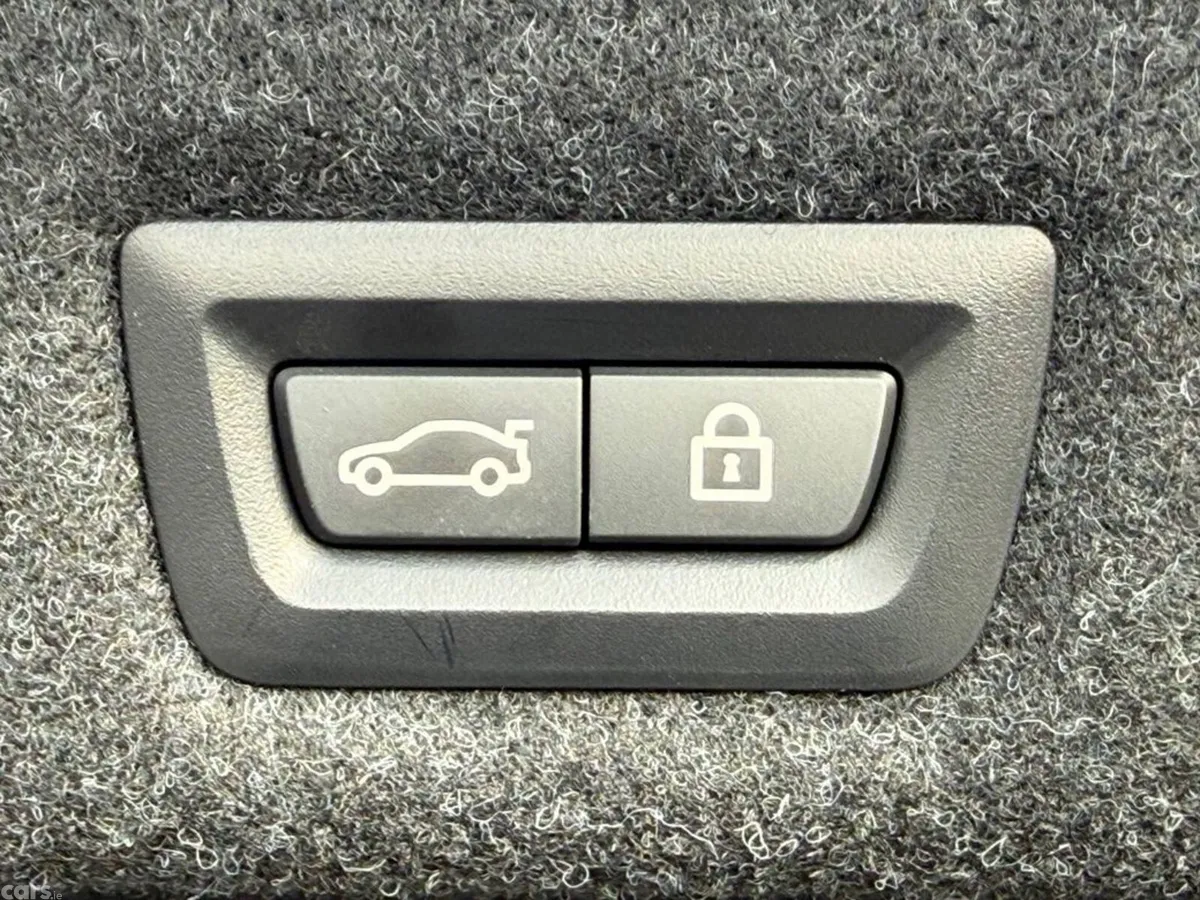 BMW 5-Series Saloon, Petrol Plug-in Hybrid, 2021, Grey