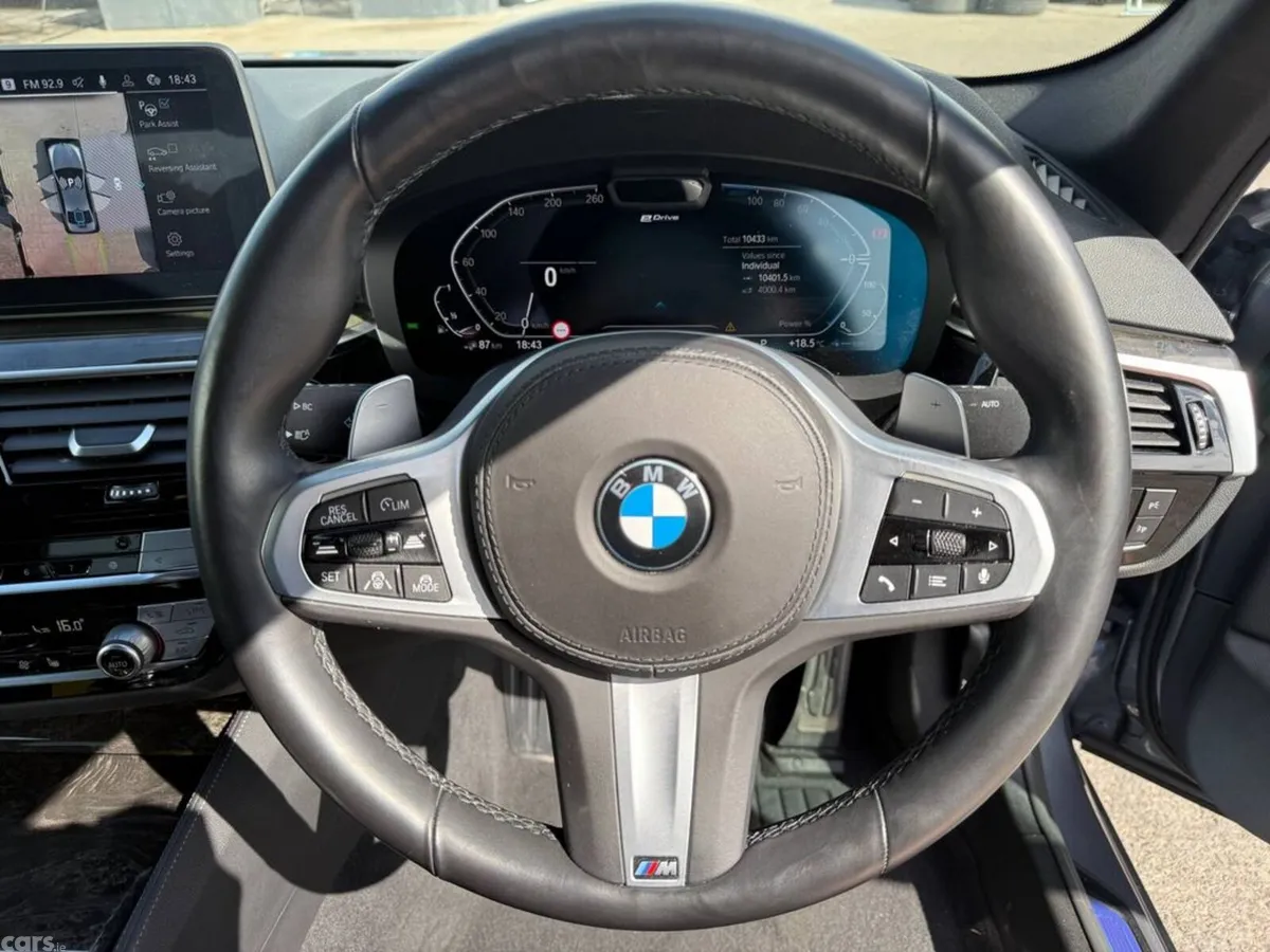 BMW 5-Series Saloon, Petrol Plug-in Hybrid, 2021, Grey
