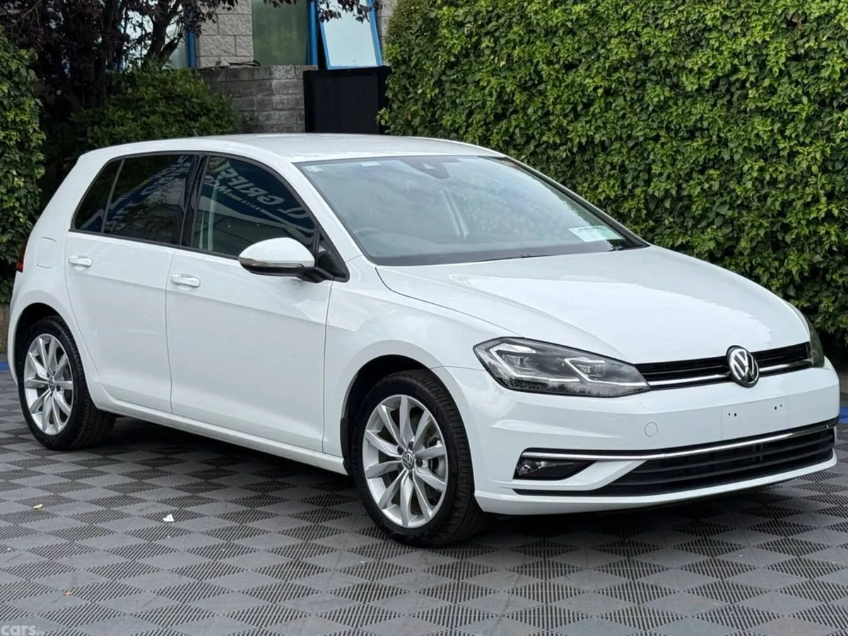 Volkswagen Golf Hatchback, Petrol, 2018, White