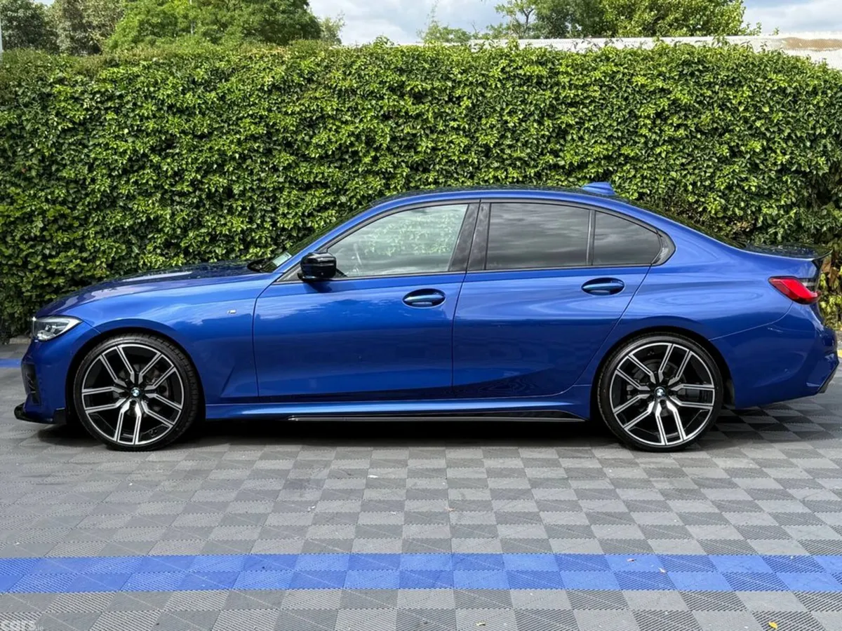 BMW 3-Series Saloon, Diesel, 2021, Blue