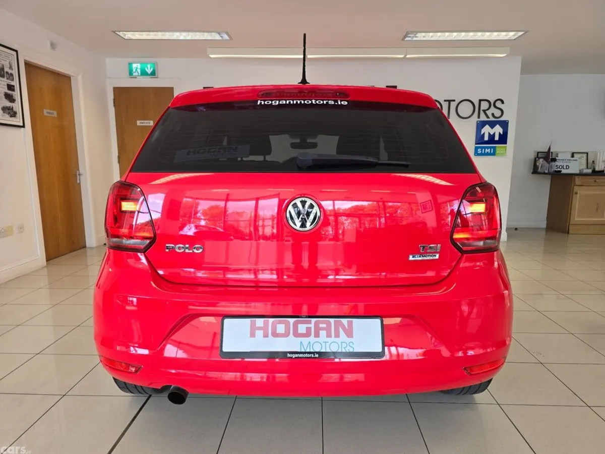 Volkswagen Polo Hatchback, Petrol, 2017, Red