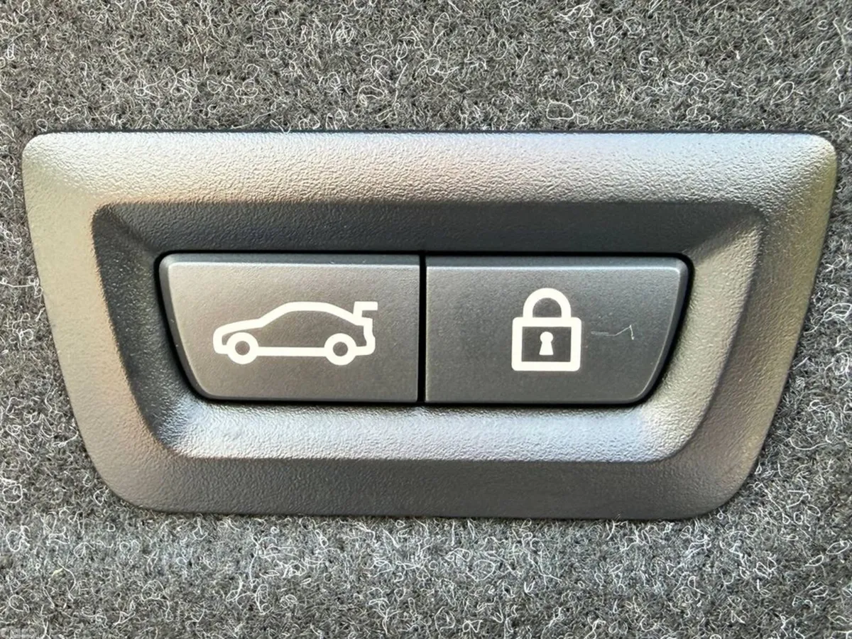 BMW 3-Series Saloon, Diesel, 2021, Blue