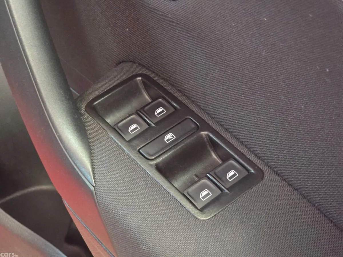 Volkswagen Polo Hatchback, Petrol, 2017, Red