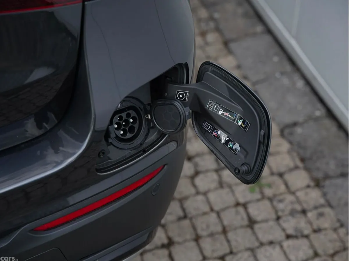 Mercedes-Benz GLC SUV, Diesel Plug-in Hybrid, 2023, Grey