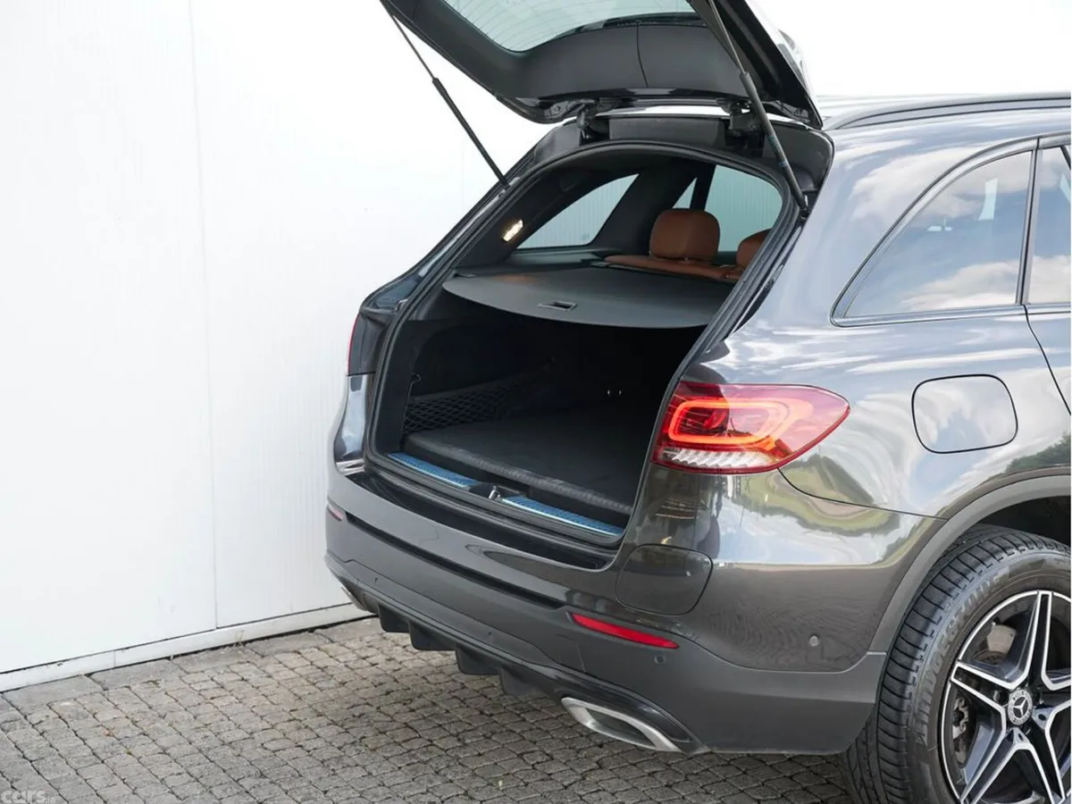 Mercedes-Benz GLC SUV, Diesel Plug-in Hybrid, 2023, Grey