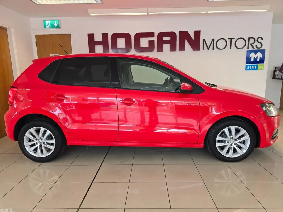 Volkswagen Polo Hatchback, Petrol, 2017, Red