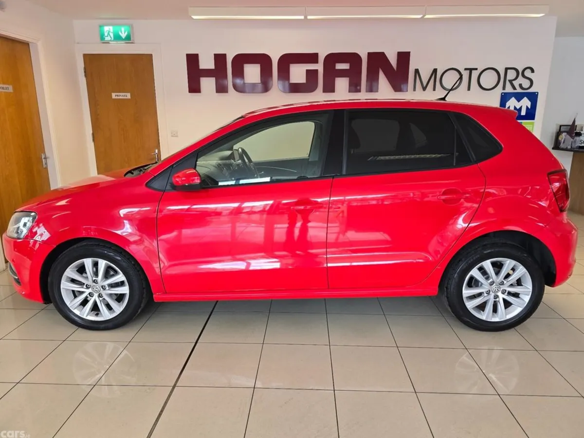 Volkswagen Polo Hatchback, Petrol, 2017, Red