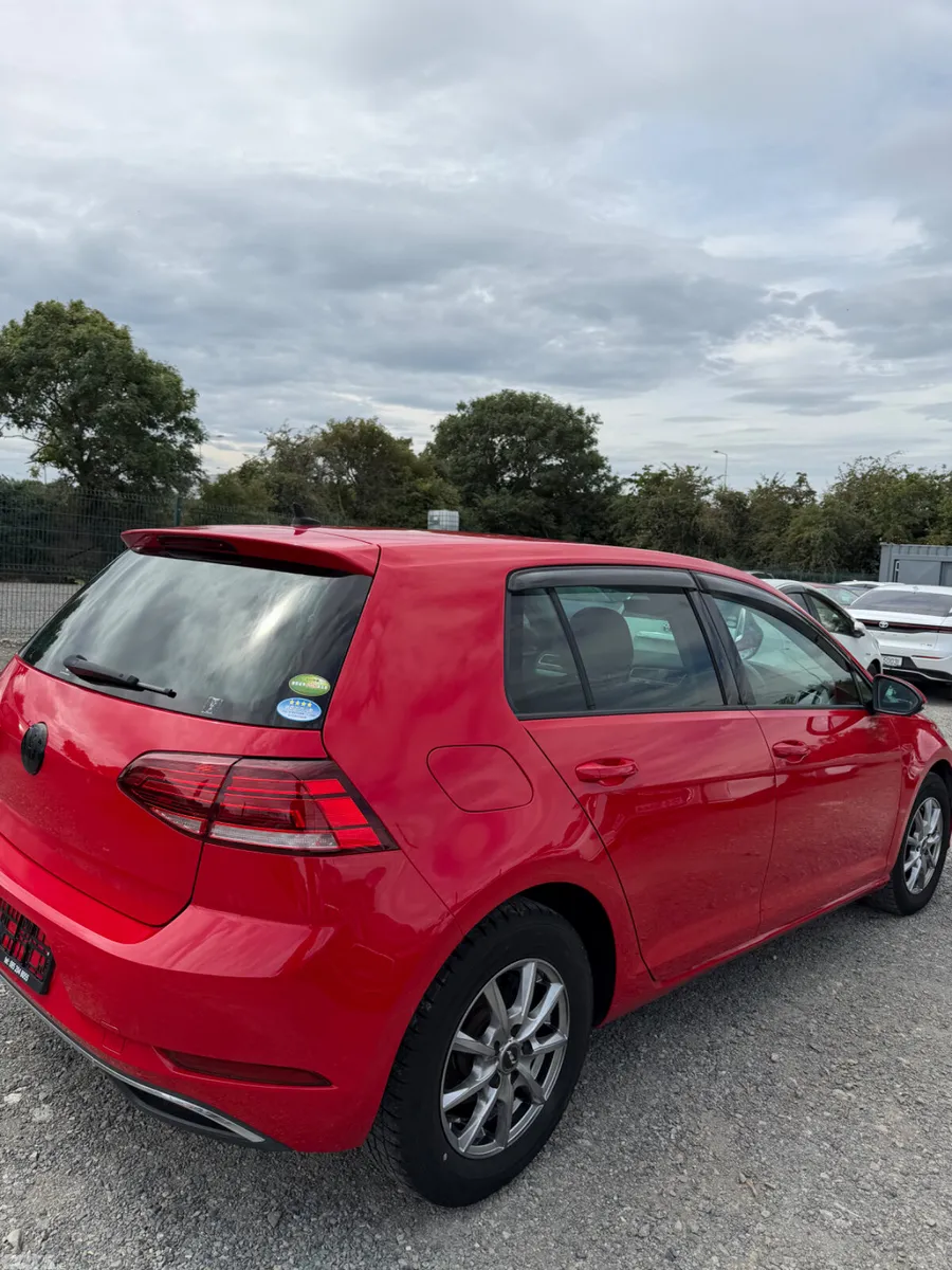 Volkswagen Golf Hatchback, Petrol, 2018, Red