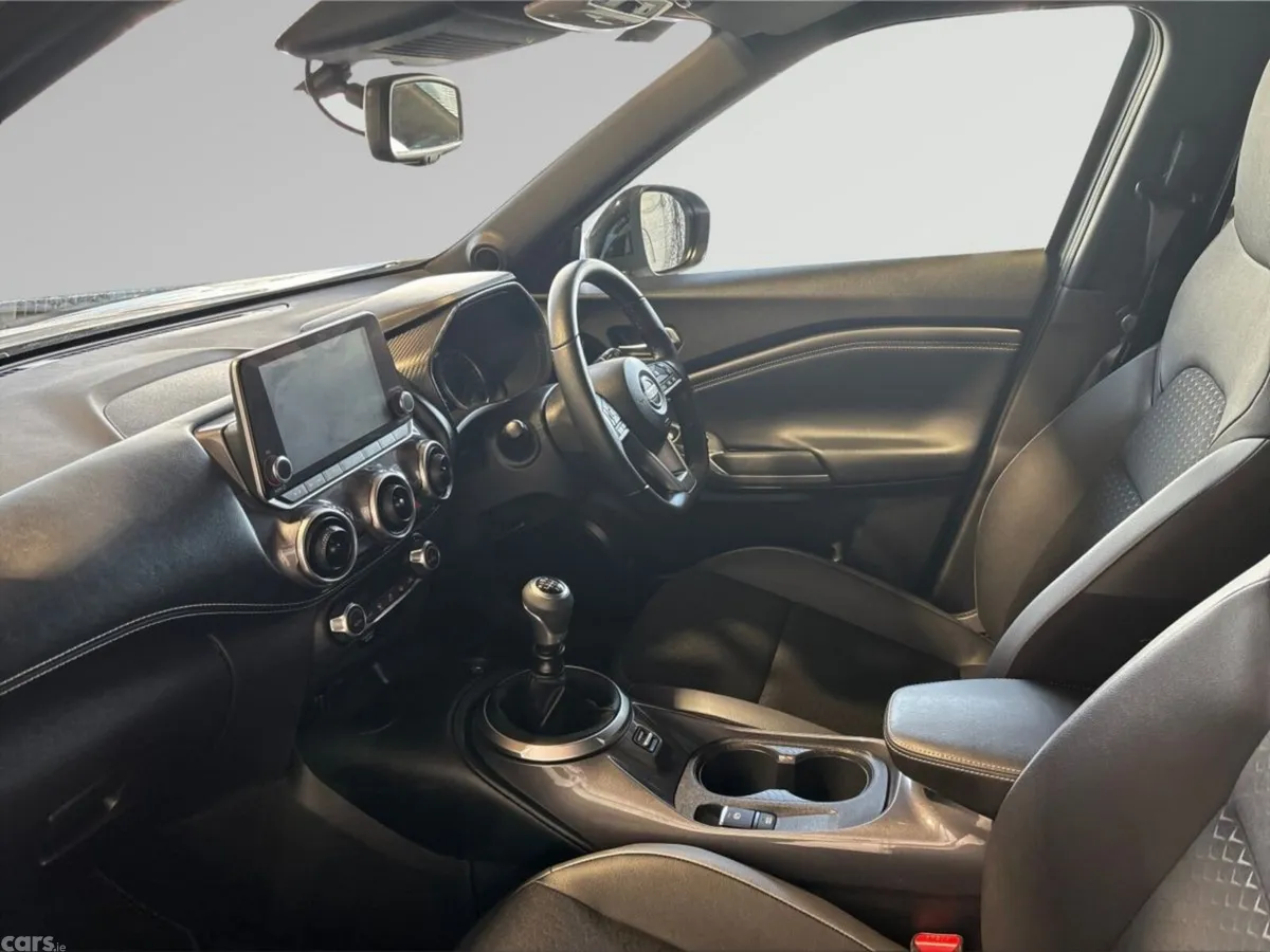 Nissan Juke SUV, Petrol, 2024, Grey