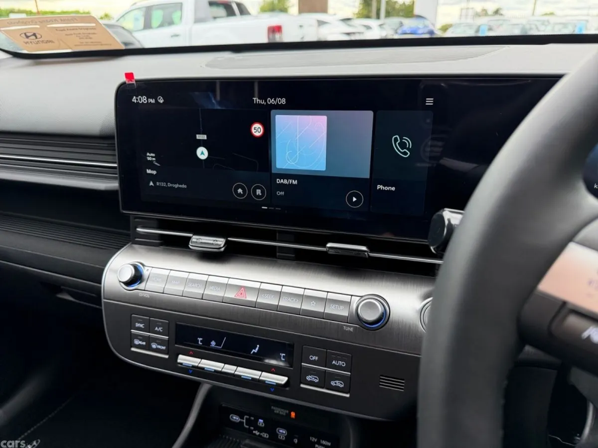 Hyundai KONA MPV, Petrol, 2026, White