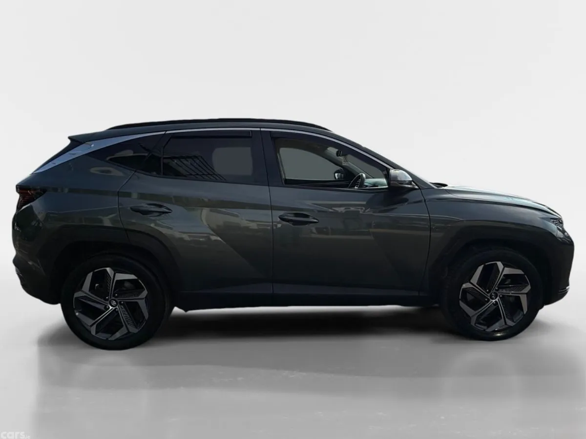 Hyundai Tucson SUV, Petrol Hybrid, 2022, Green