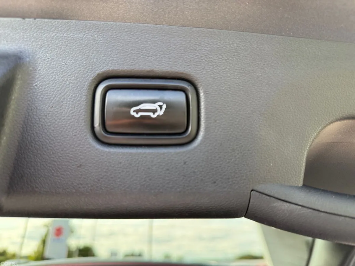 Hyundai Tucson SUV, Petrol Hybrid, 2022, Green