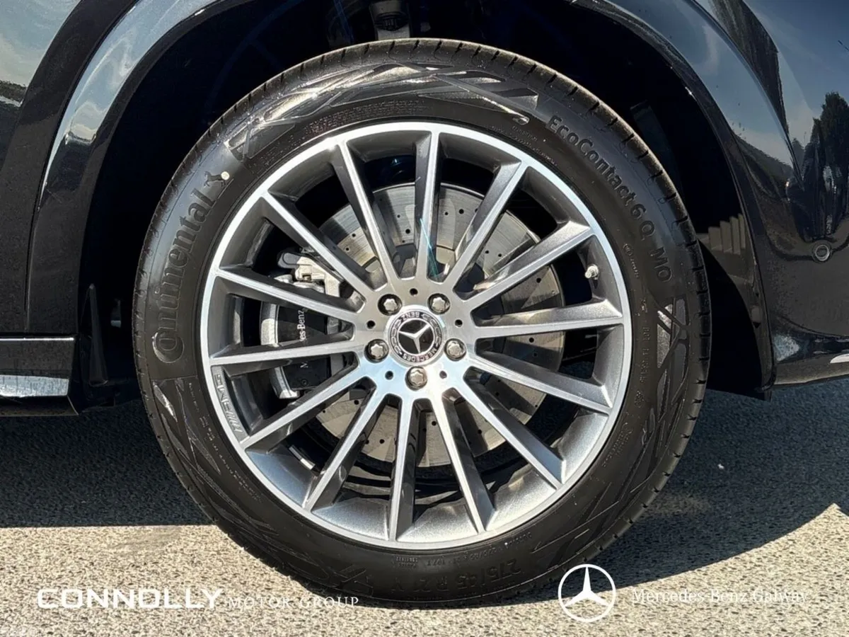 Mercedes-Benz GLE SUV, Petrol Plug-in Hybrid, 2027, Black