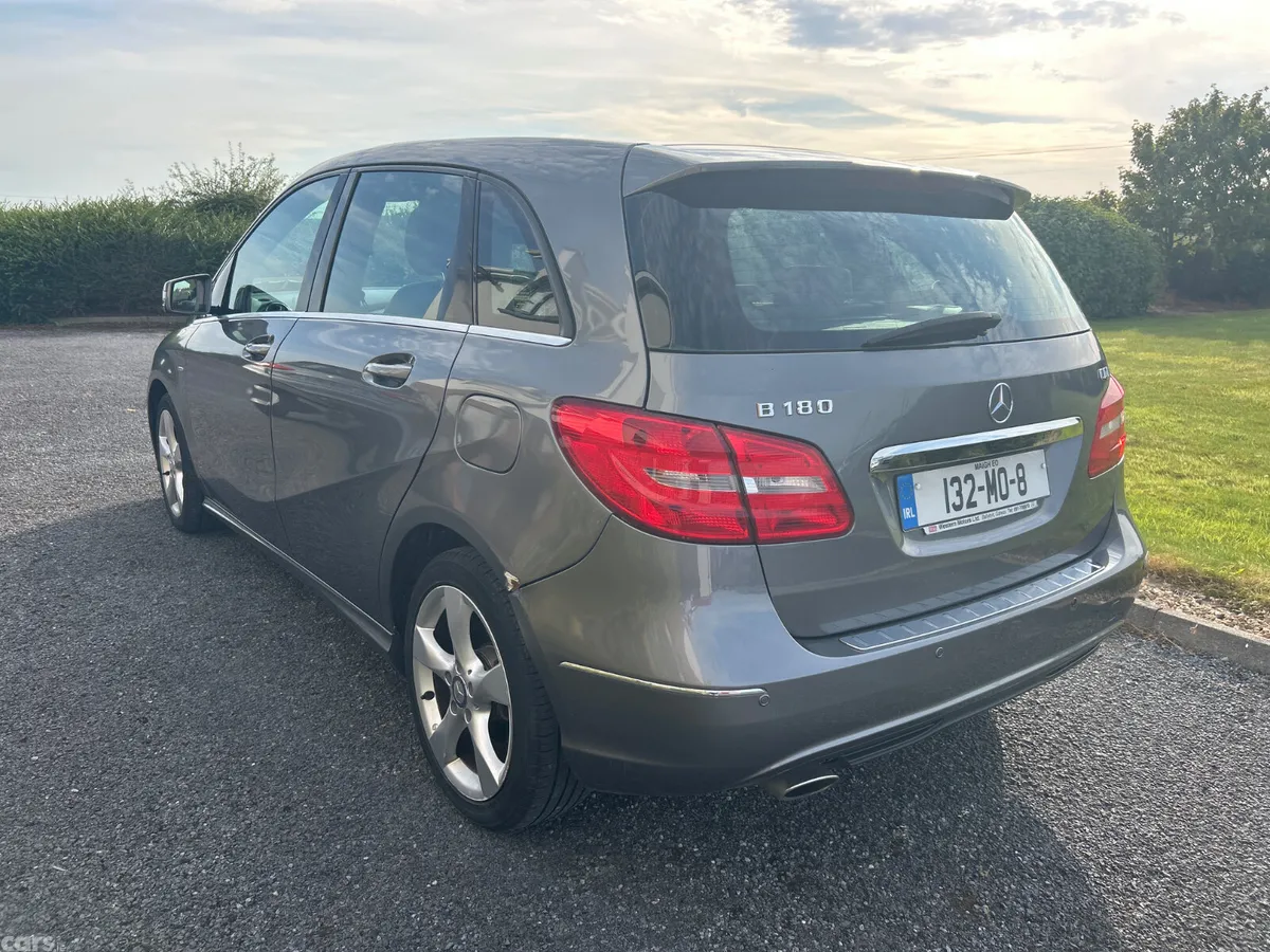 Mercedes-Benz B-Class Hatchback, Diesel, 2013, Grey