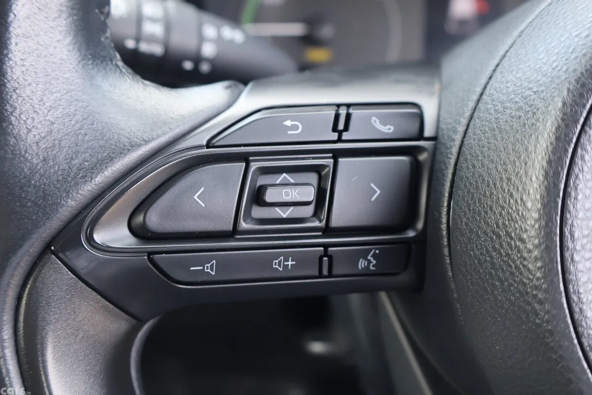 Toyota Yaris Hatchback, Petrol Hybrid, 2023, Black