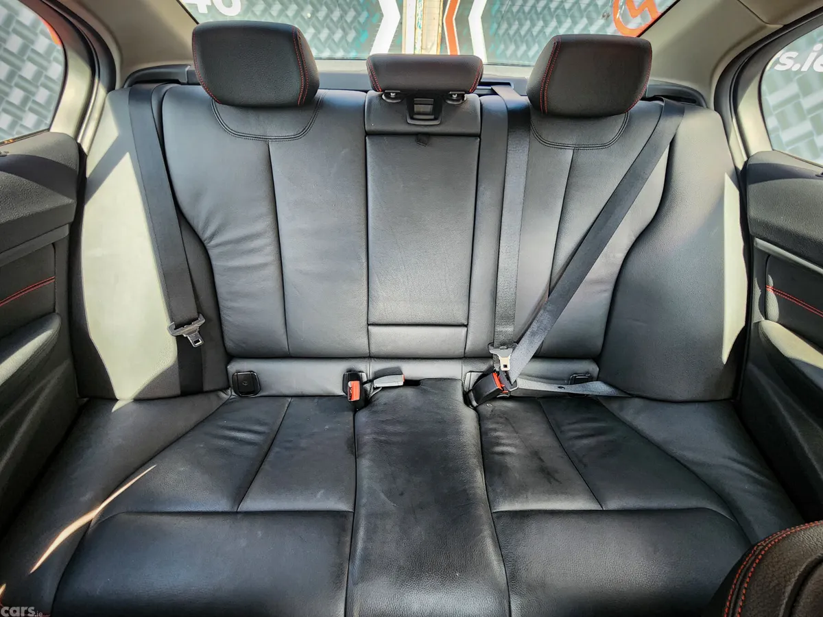 BMW 3-Series Saloon, Petrol, 2013, White