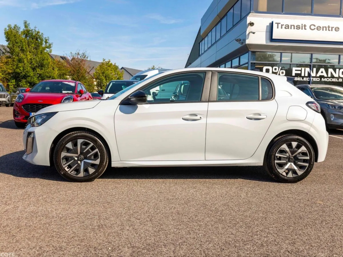 Peugeot 208 Hatchback, Petrol, 2026, White