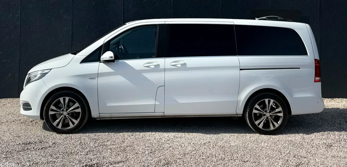 Mercedes-Benz V-Class MPV, Diesel, 2018, White