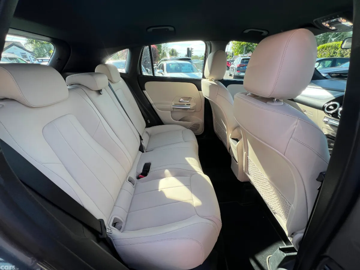 Mercedes-Benz GLA SUV, Petrol, 2023, Grey