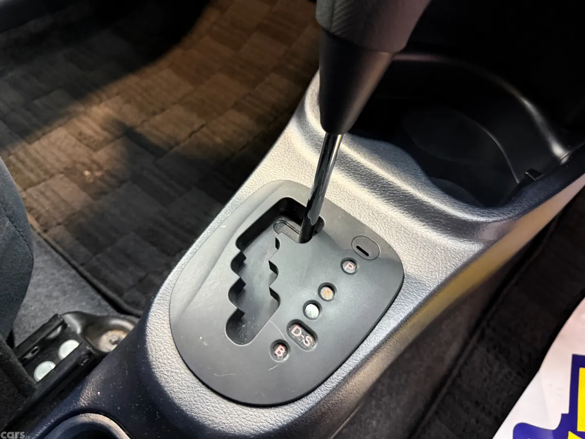 Toyota Vitz Hatchback, Petrol, 2015, Silver