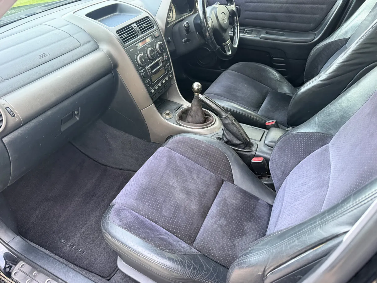 Lexus IS Saloon, Petrol, 2000, Black