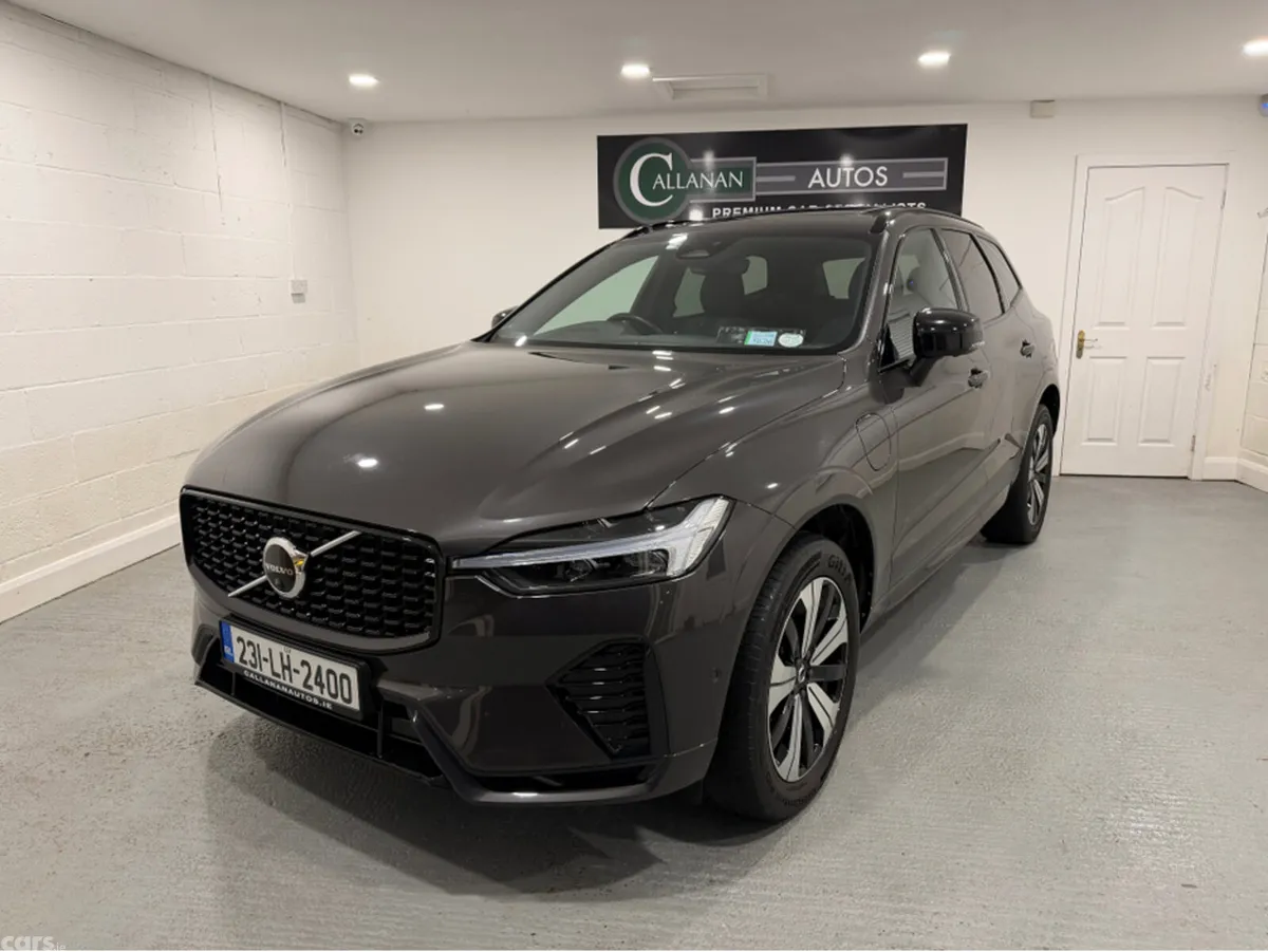 Volvo XC60 SUV, Petrol Plug-in Hybrid, 2023, Grey