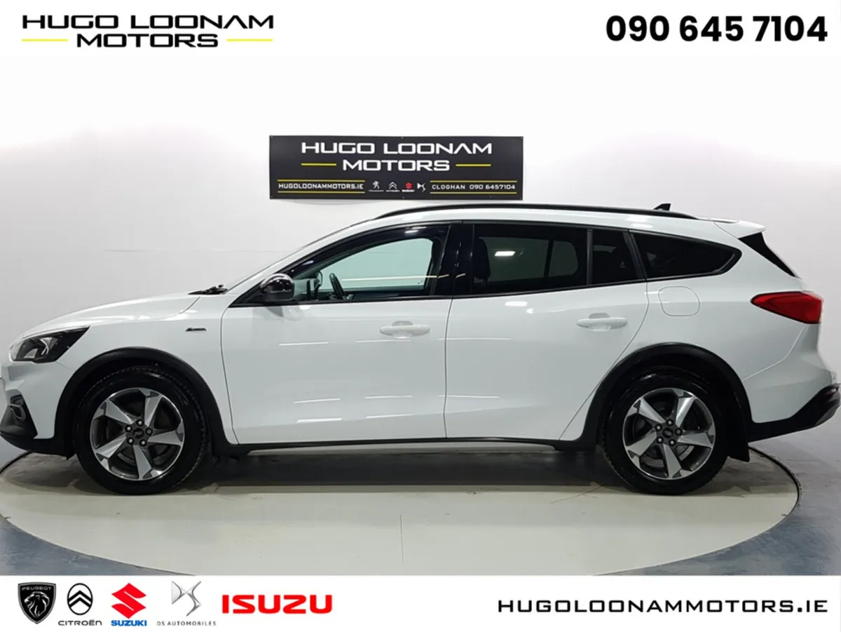 Ford Focus Estate, Petrol, 2020, White