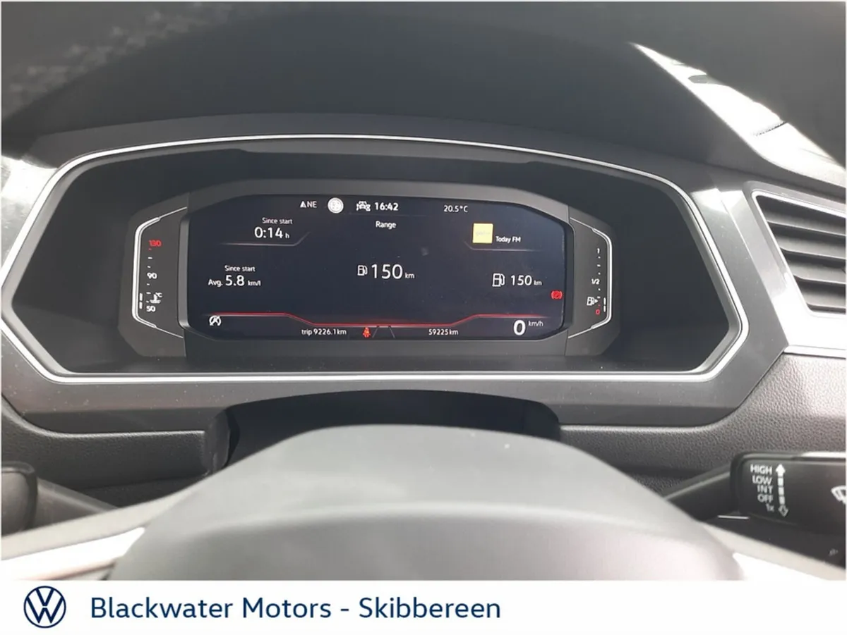 Volkswagen Tiguan Hatchback, Diesel, 2023, Blue