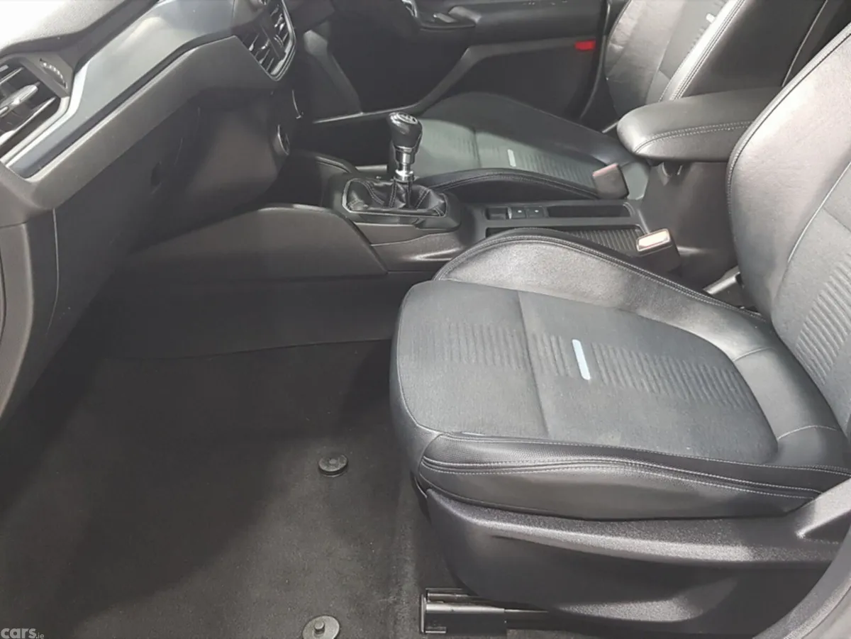 Ford Focus Estate, Petrol, 2020, White