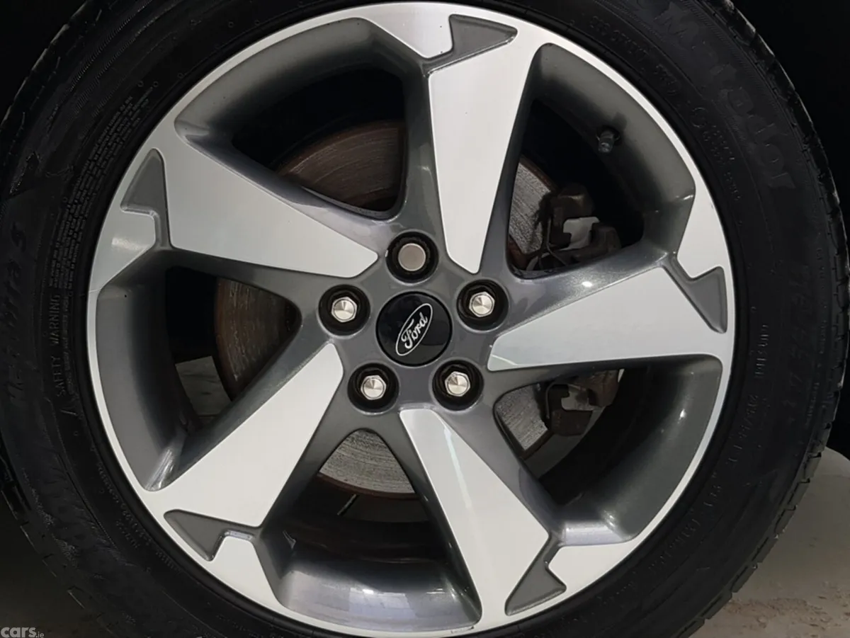 Ford Focus Estate, Petrol, 2020, White