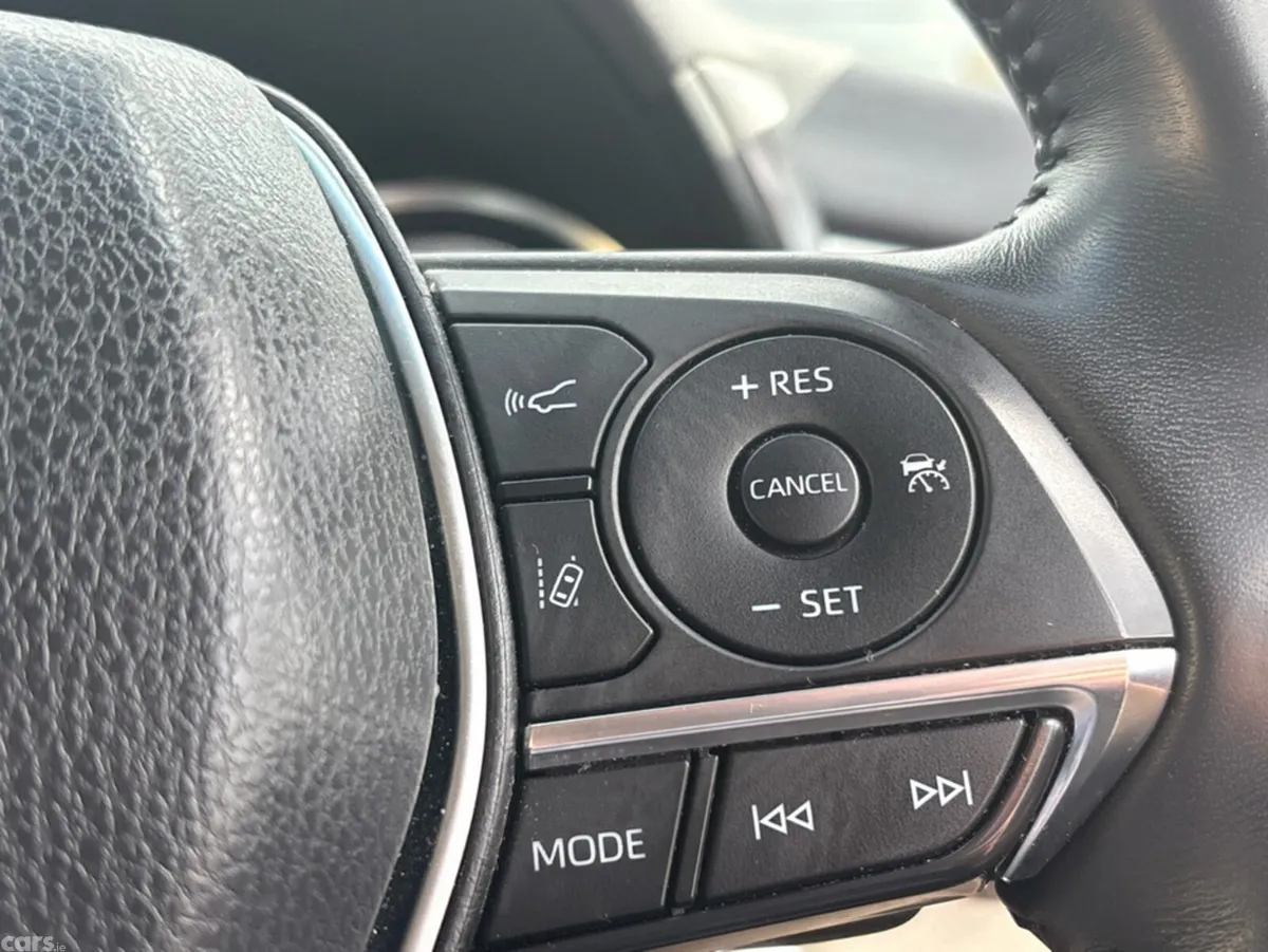Toyota Camry Saloon, Petrol Hybrid, 2023, Grey