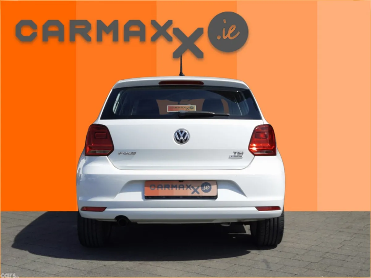 Volkswagen Polo Hatchback, Petrol, 2017, White