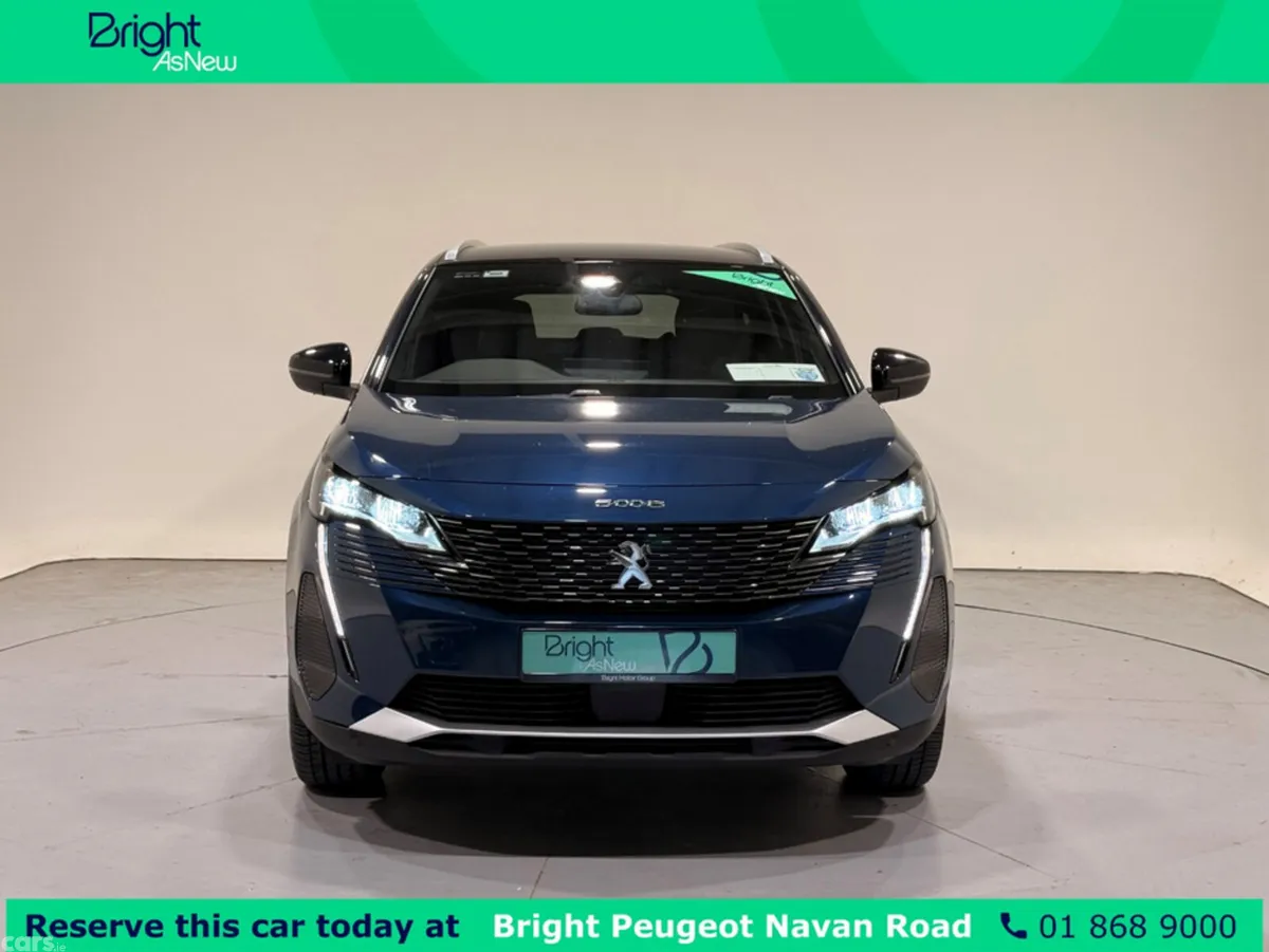 Peugeot 5008 MPV, Diesel, 2023, Blue