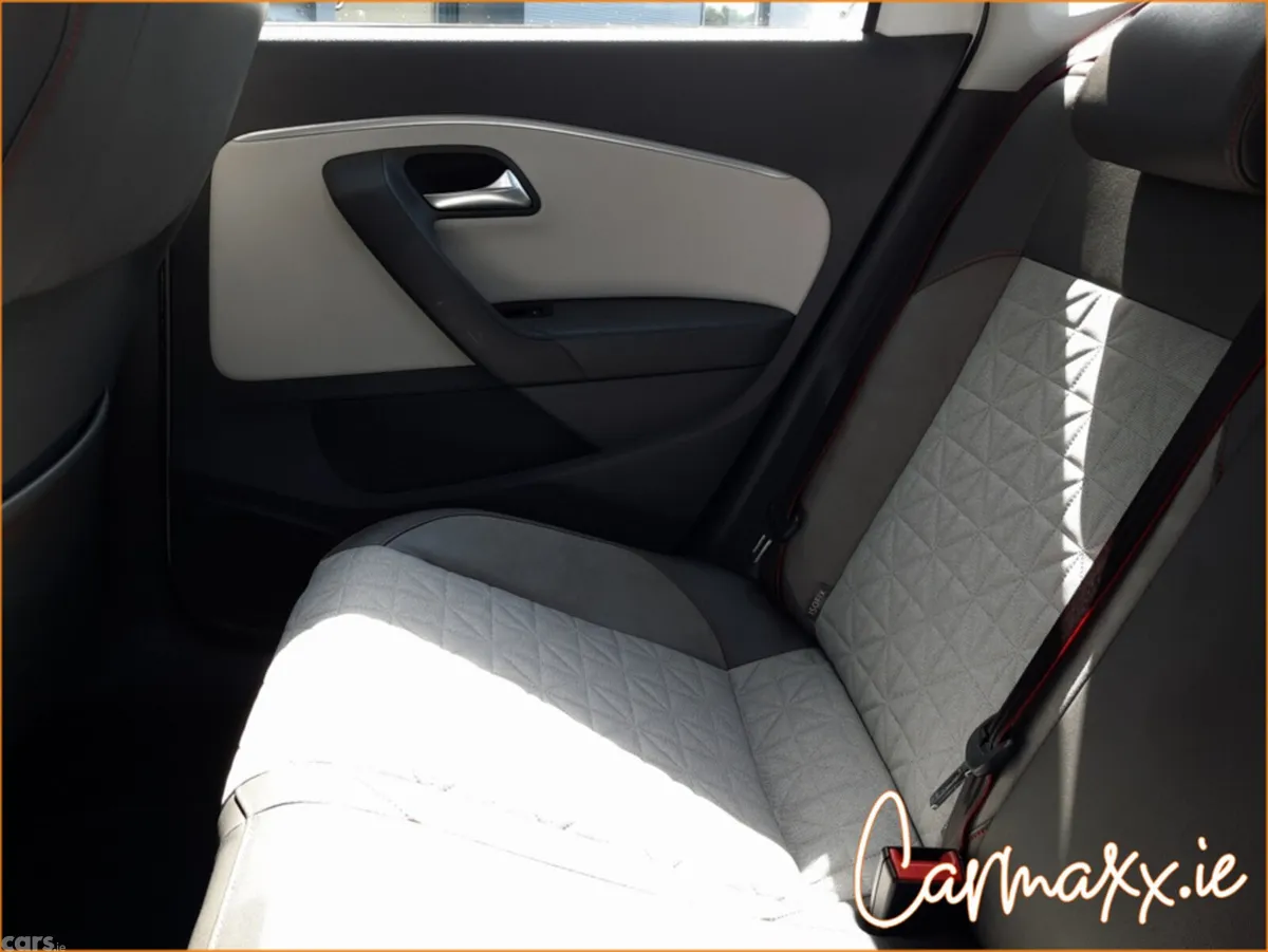 Volkswagen Polo Other, Petrol, 2016, White