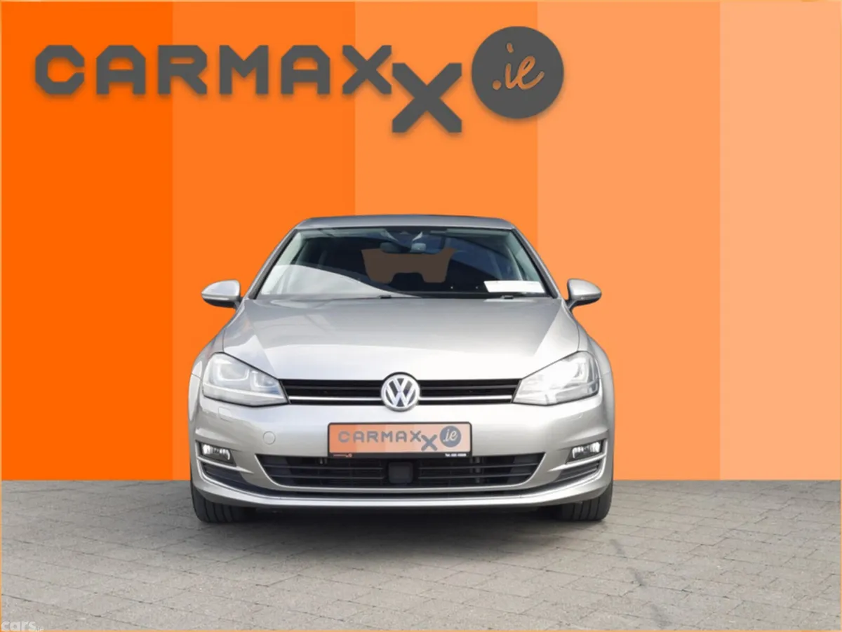 Volkswagen Golf Hatchback, Petrol, 2017, Silver