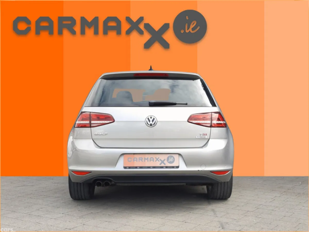 Volkswagen Golf Hatchback, Petrol, 2017, Silver
