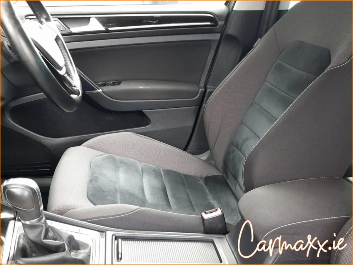 Volkswagen Golf Hatchback, Petrol, 2017, Silver