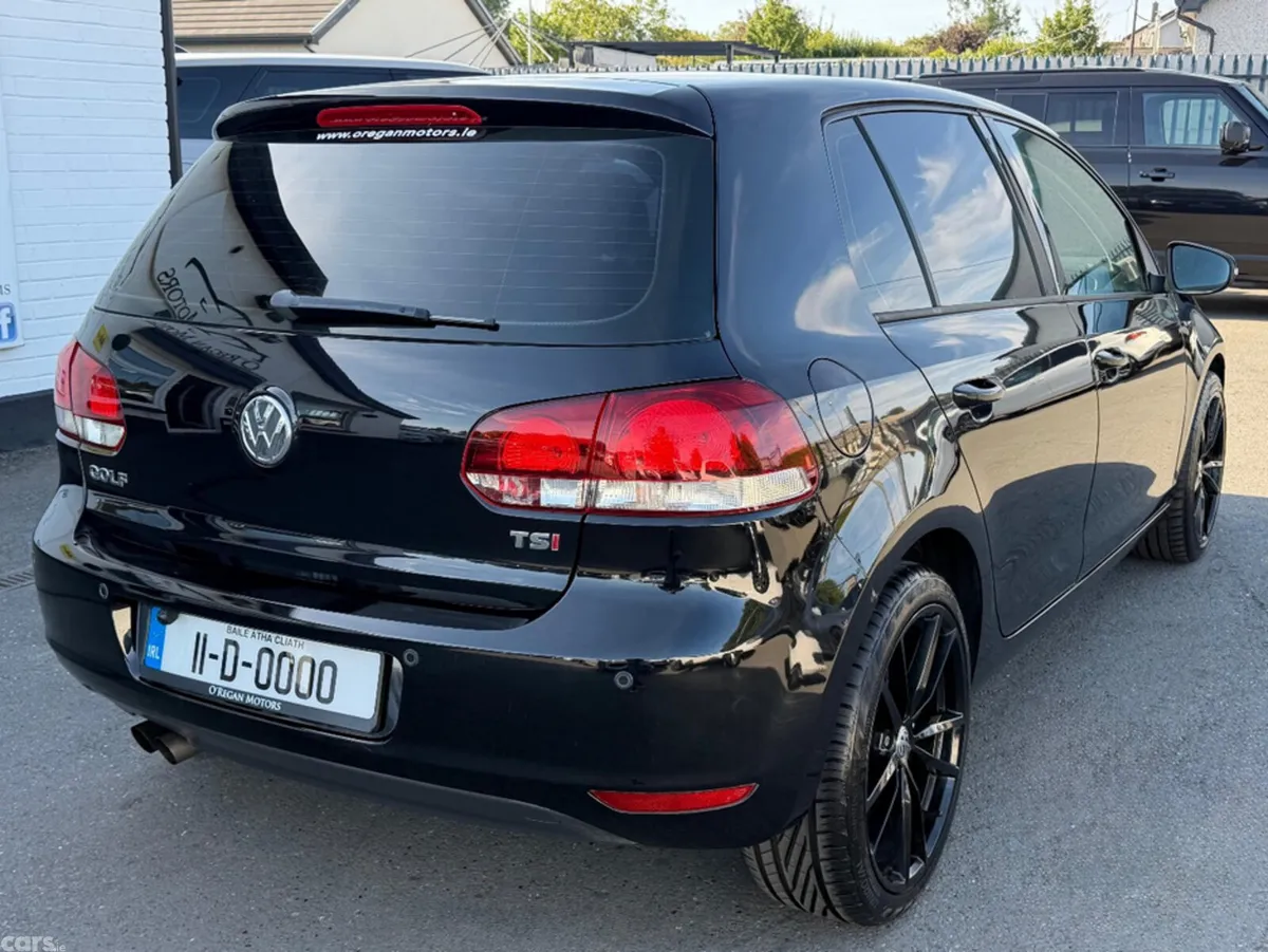 Volkswagen Golf Hatchback, Petrol, 2011, Black