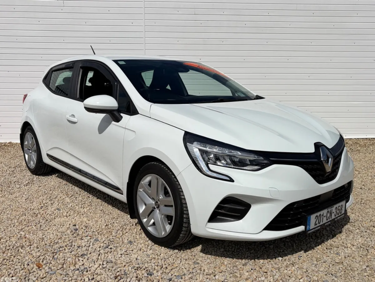 Renault Clio Hatchback, Petrol, 2020, White