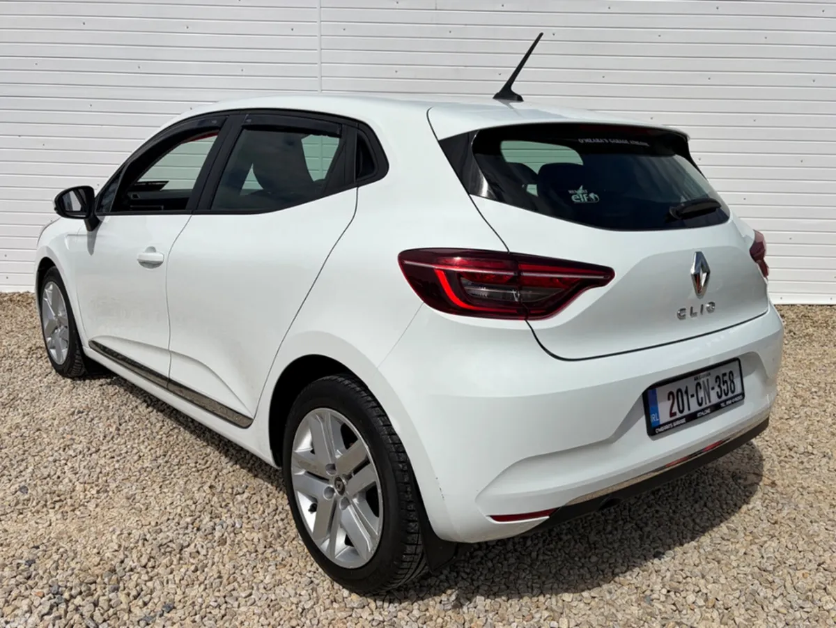 Renault Clio Hatchback, Petrol, 2020, White