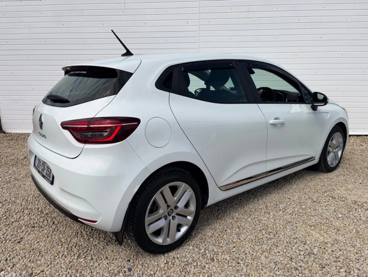 Renault Clio Hatchback, Petrol, 2020, White