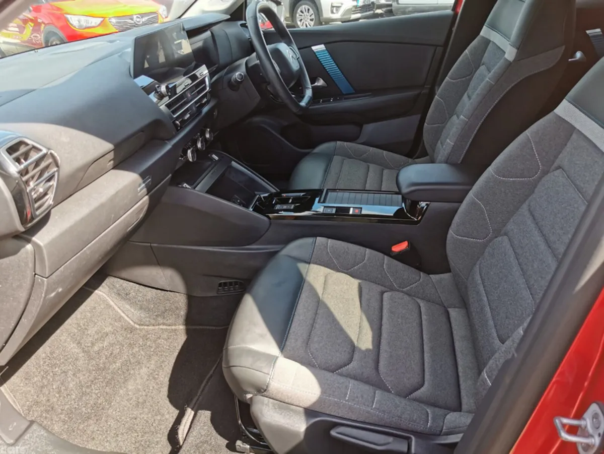 Citroen e-C4 Hatchback, Electric, 2021, Red