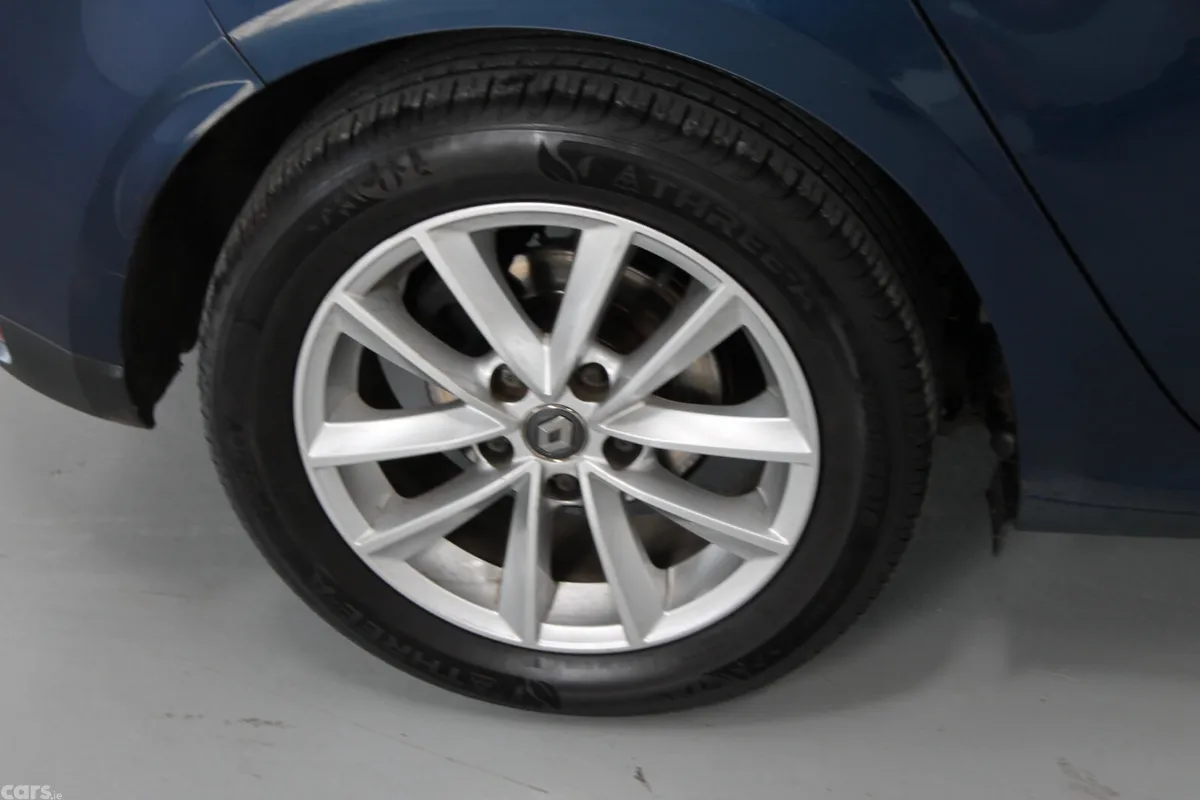 Renault Megane Hatchback, Diesel, 2021, Blue