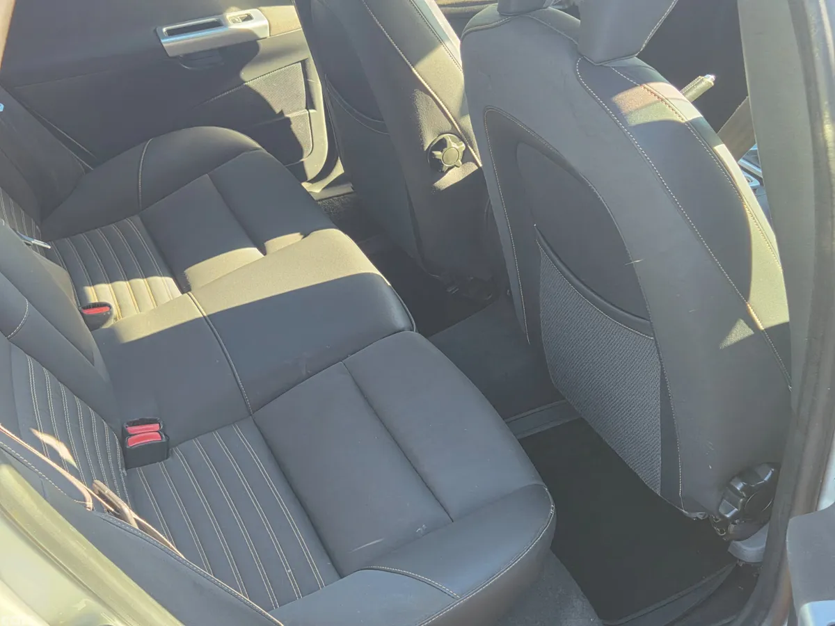 Volvo V50 Estate, Diesel, 2010, Silver