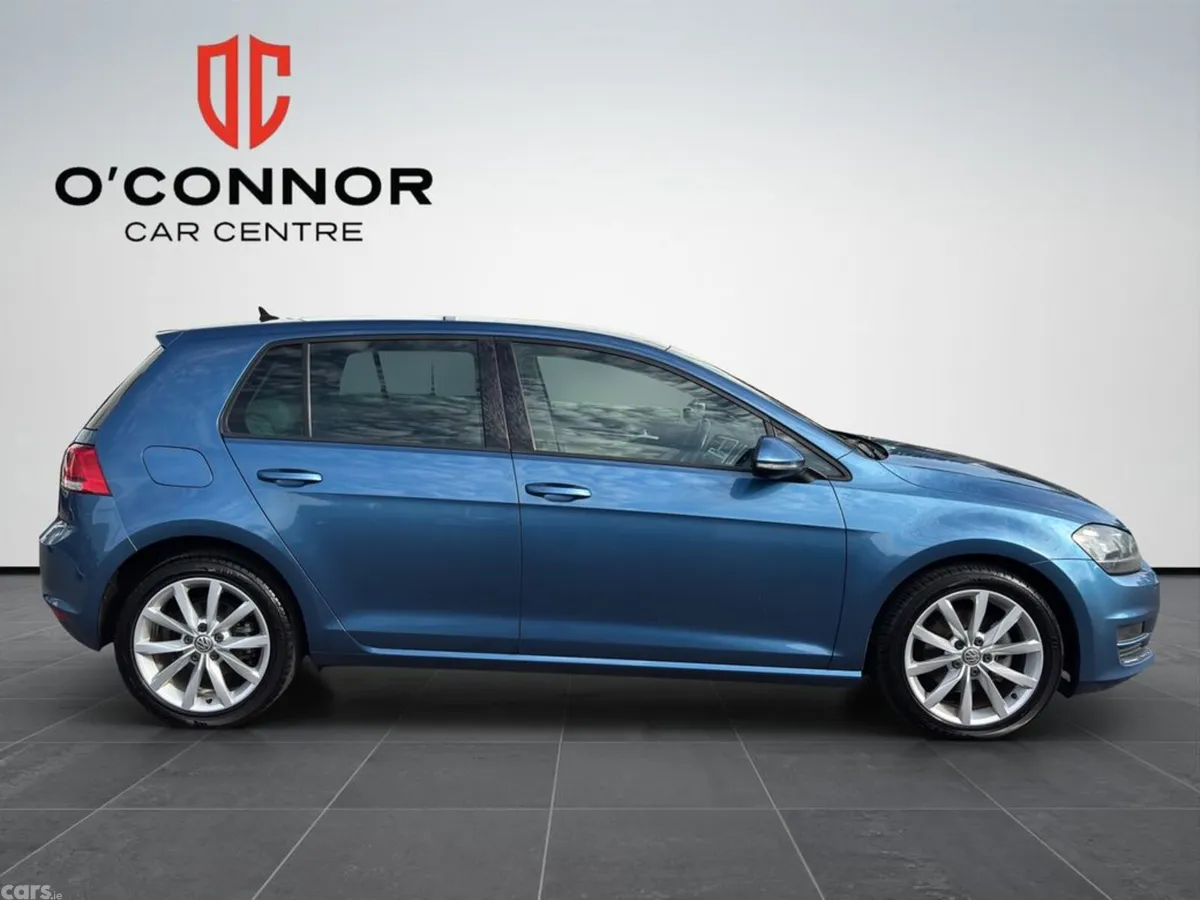 Volkswagen Golf Hatchback, Petrol, 2017, Blue