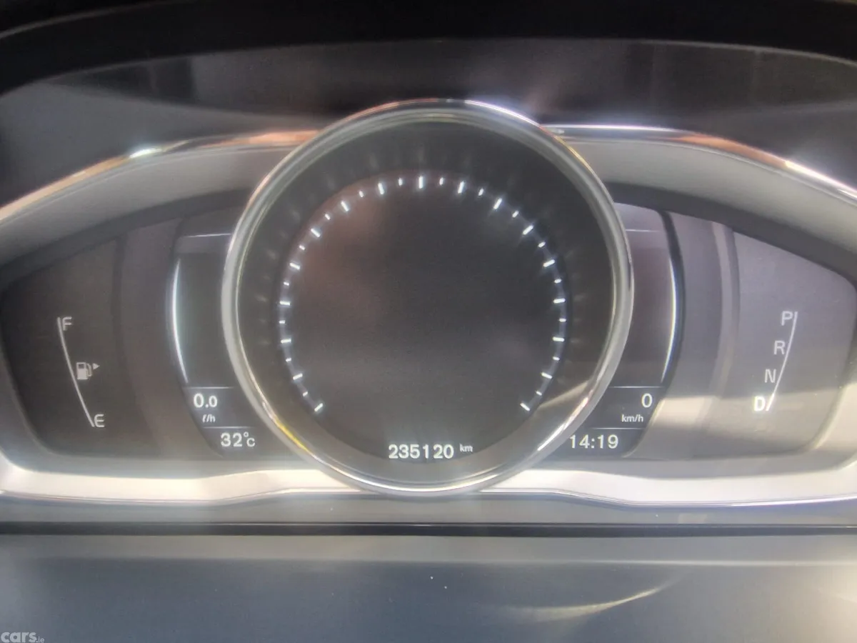 Volvo V60 Estate, Diesel, 2015, White
