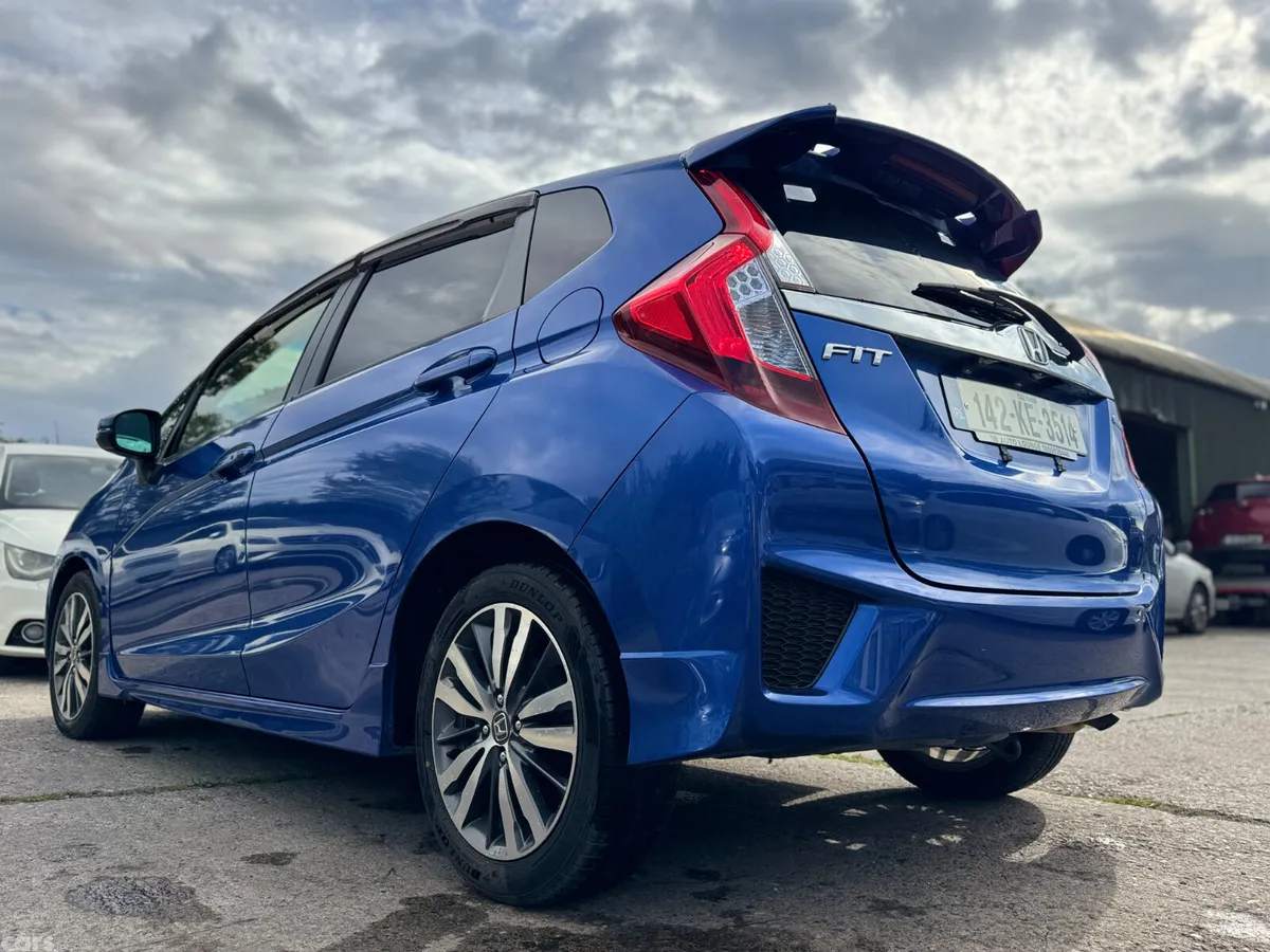 Honda Fit Hatchback, Petrol Hybrid, 2014, Blue