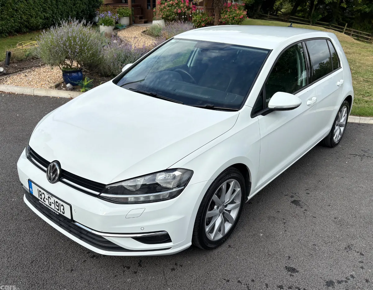 Volkswagen Golf Estate, Petrol, 2018, White