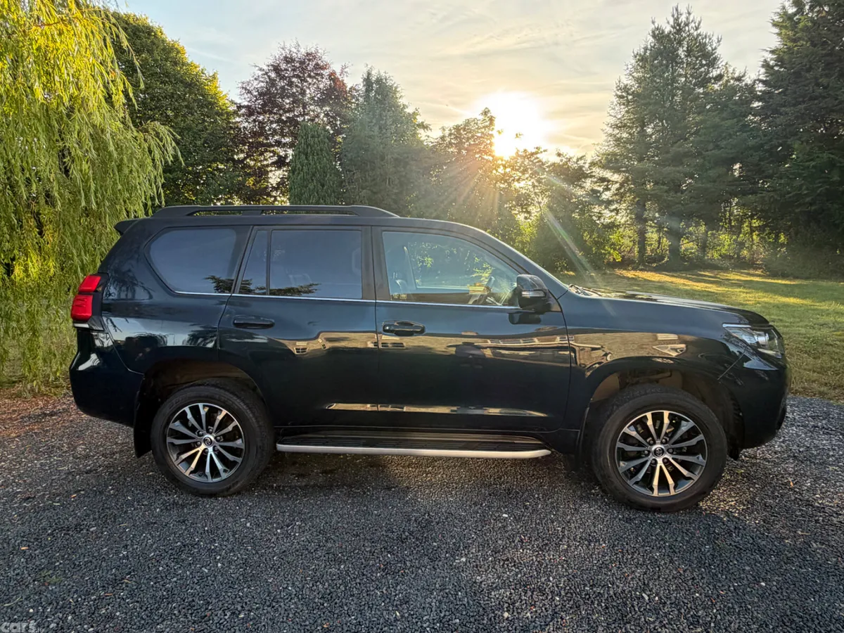 Toyota Land Cruiser SUV, Diesel, 2019, Blue