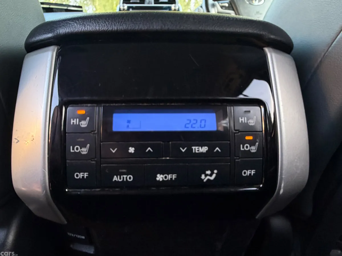 Toyota Land Cruiser SUV, Diesel, 2019, Blue